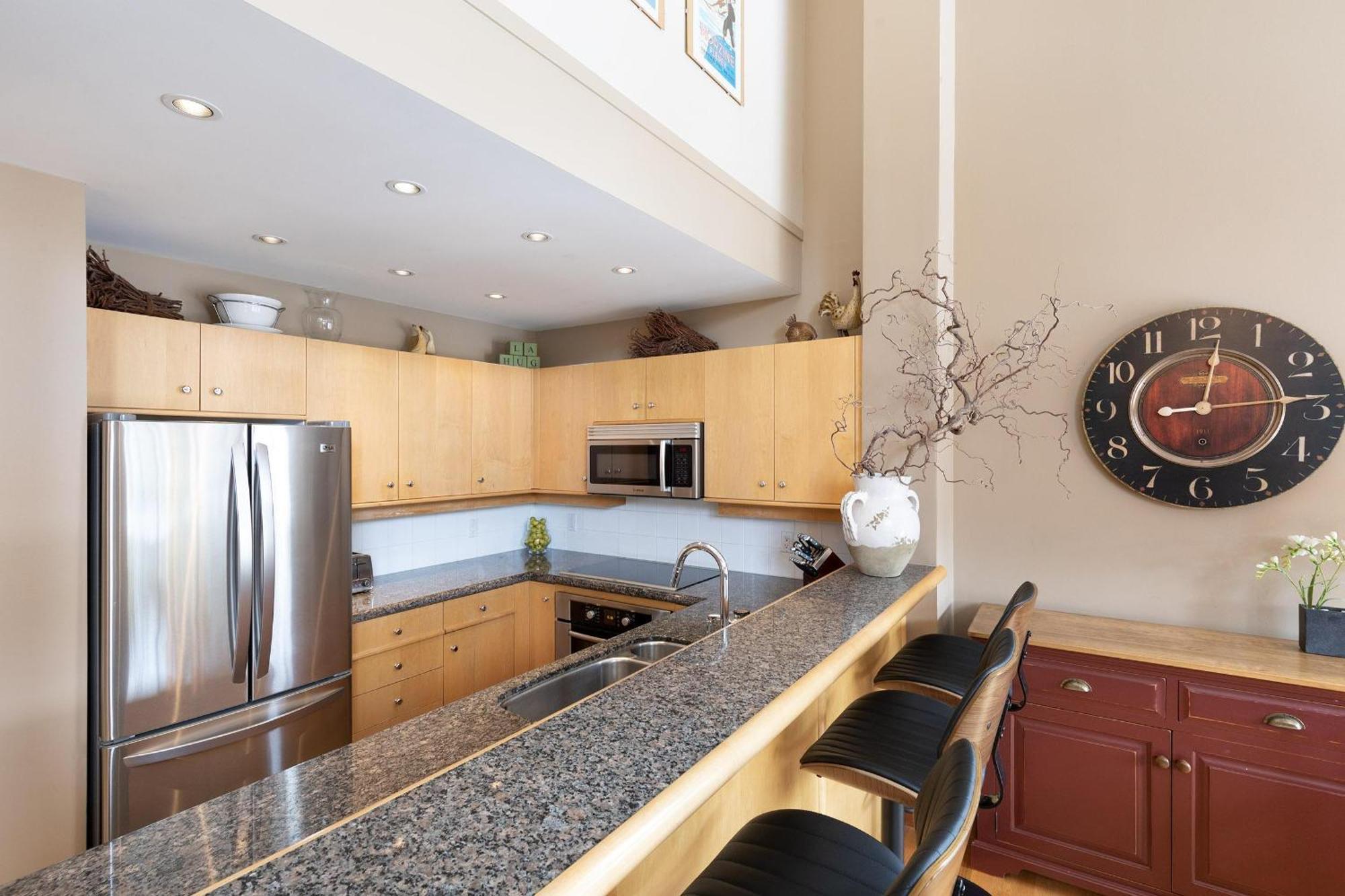 Alpine Greens 8 | Bright Townhome Near Blackcomb, Walk Or Shuttle To Skiing, Secure Parking Whistler Luaran gambar