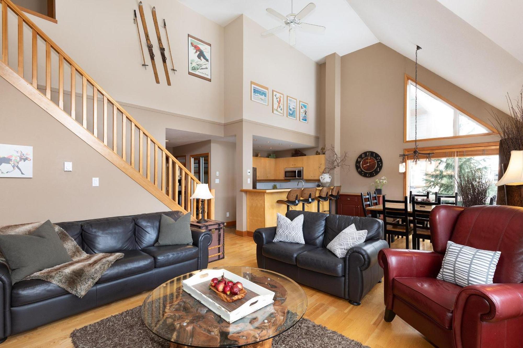 Alpine Greens 8 | Bright Townhome Near Blackcomb, Walk Or Shuttle To Skiing, Secure Parking Whistler Luaran gambar