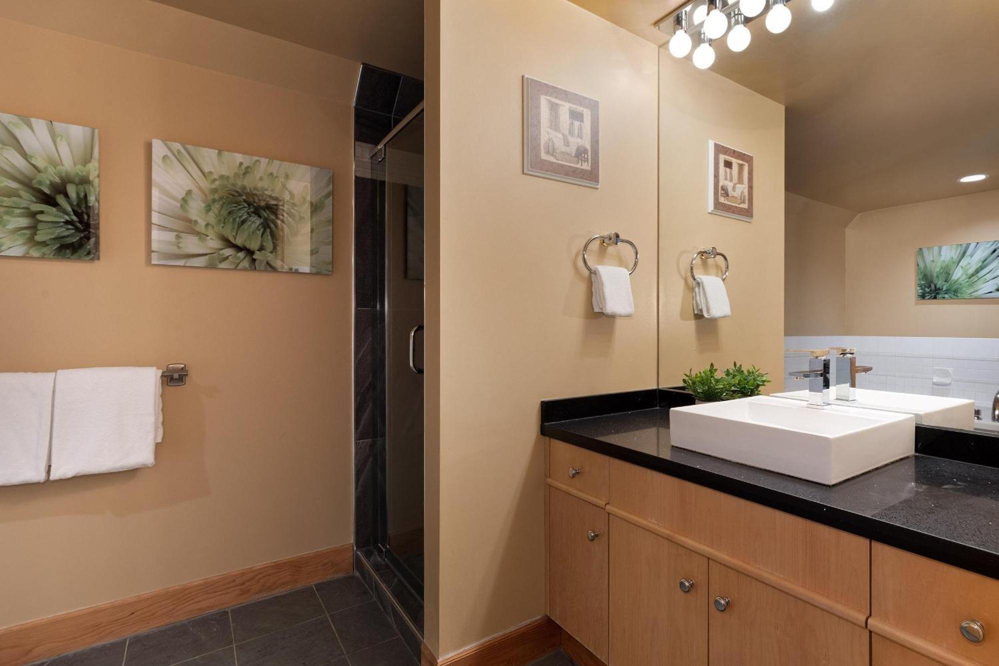 Alpine Greens 8 | Bright Townhome Near Blackcomb, Walk Or Shuttle To Skiing, Secure Parking Whistler Luaran gambar