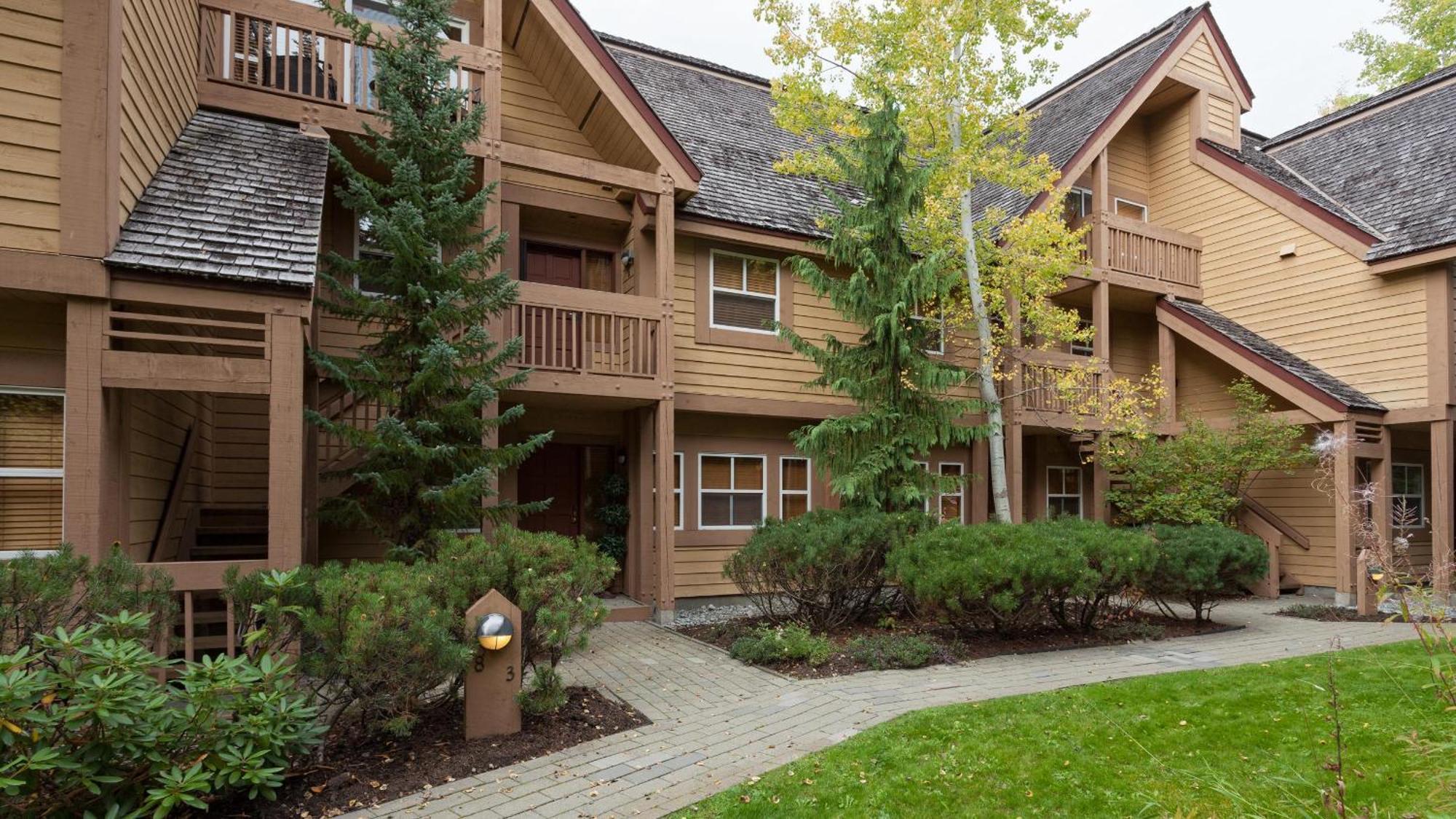 Alpine Greens 8 | Bright Townhome Near Blackcomb, Walk Or Shuttle To Skiing, Secure Parking Whistler Luaran gambar