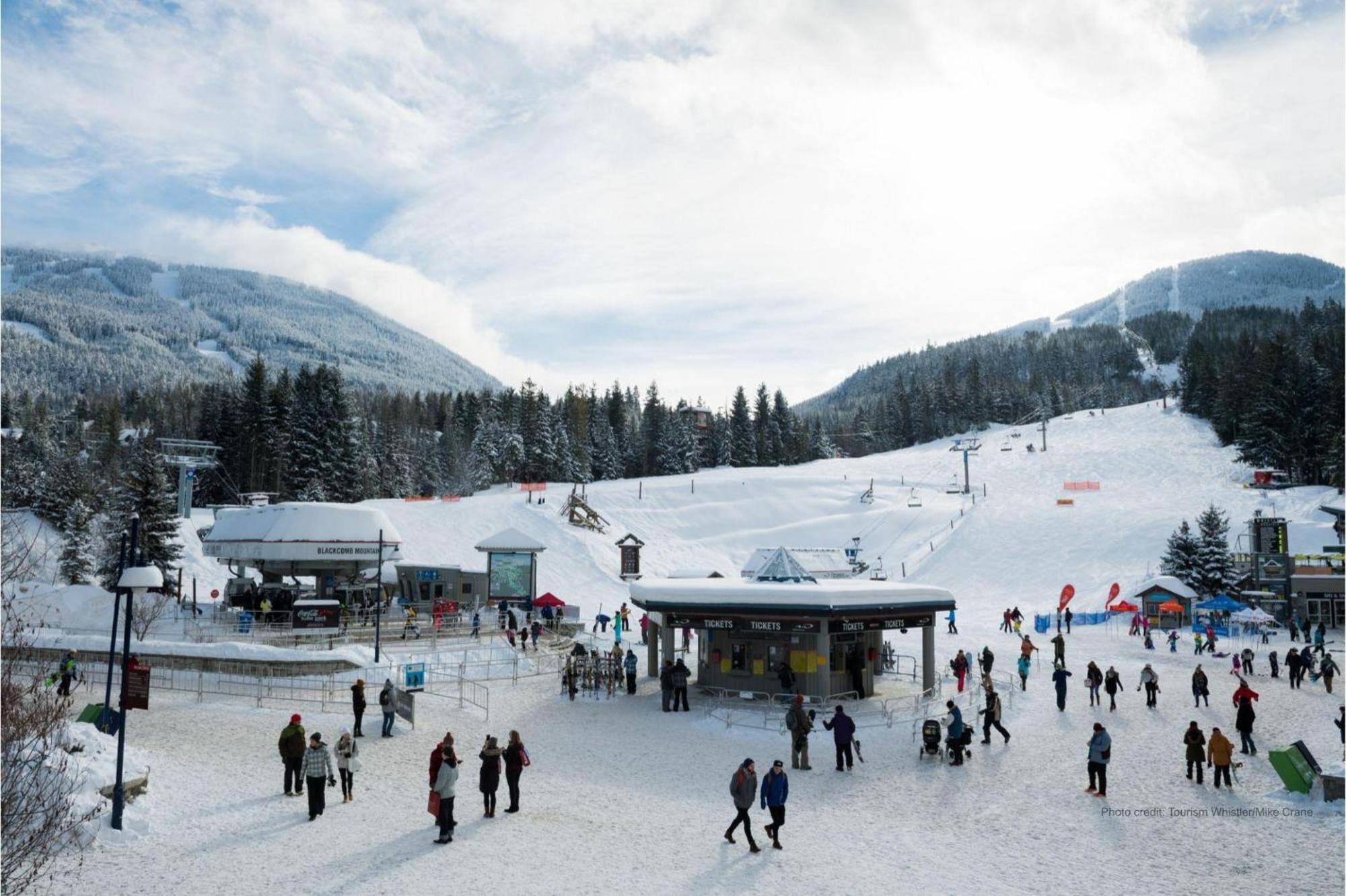 Alpine Greens 8 | Bright Townhome Near Blackcomb, Walk Or Shuttle To Skiing, Secure Parking Whistler Luaran gambar
